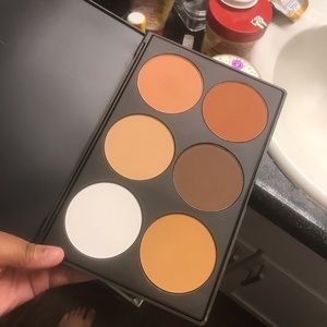 Contour pallete